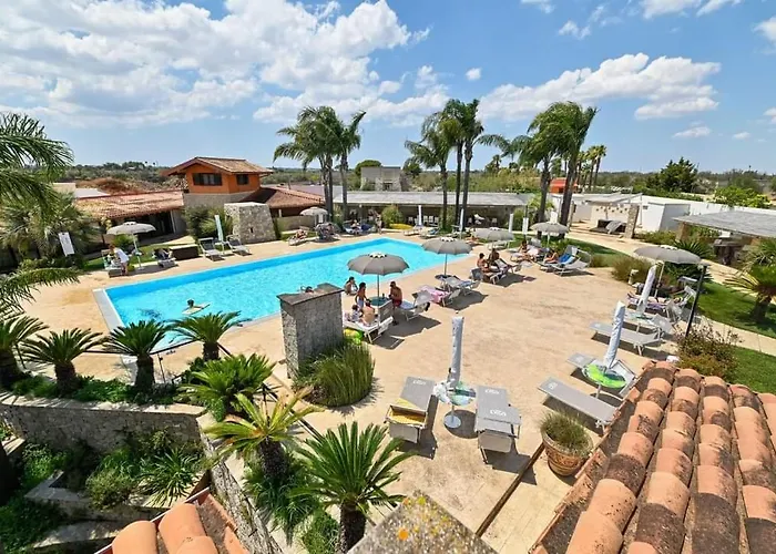 Ego Salento Πανσιόν 4*