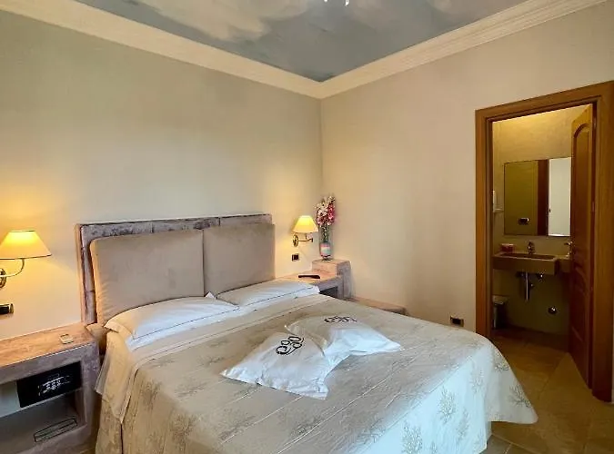 Ego Salento Πανσιόν 4*